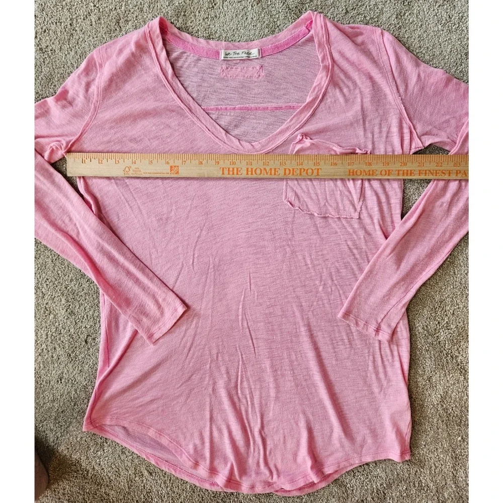 Free People We The Free Betty Tee Women XS Pink V-Neck Long Sleeve Boho Layering
